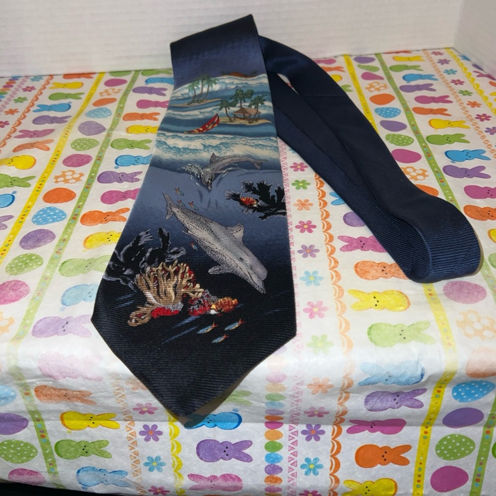 American Lifestyle Silk Tie Island Dolphin Volcano Sailboat Underwater Scene USA